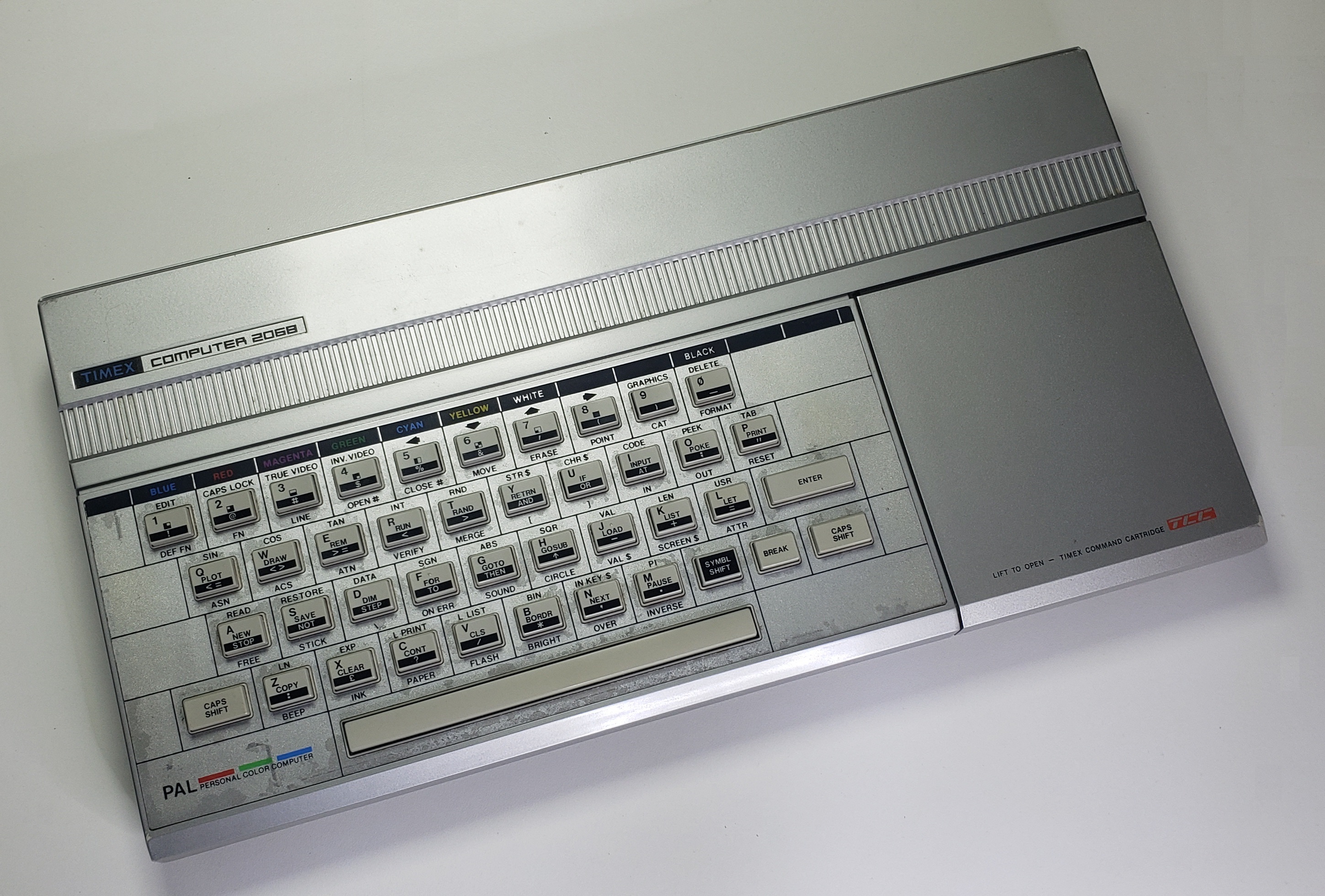 Timex Sinclair TC-2068: Consola