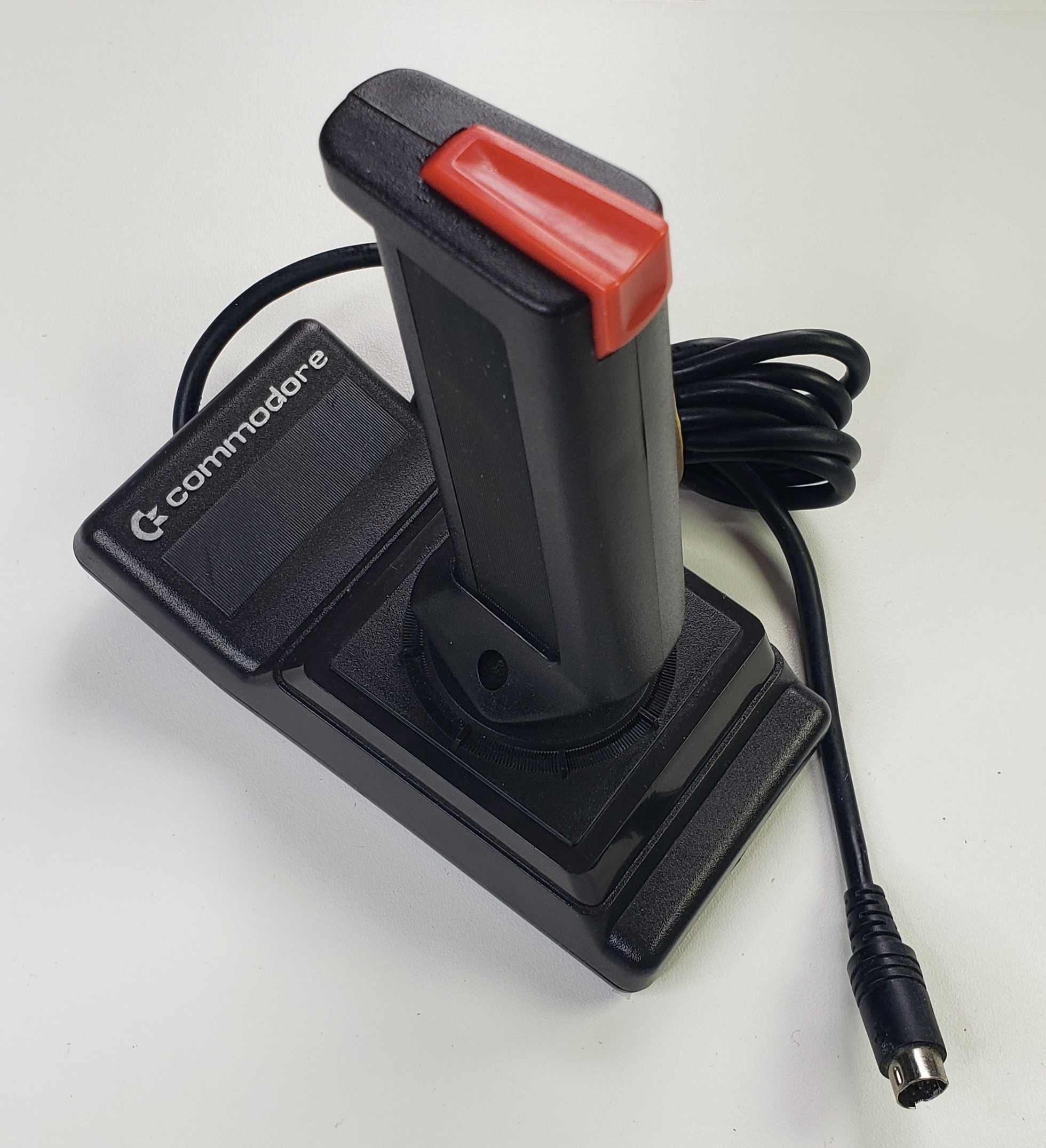Commodore C1341: SN - Joystick