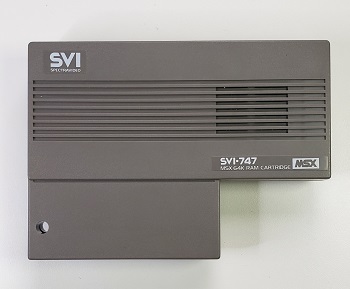 Spectravideo SVI-747: Frente - BI747000646