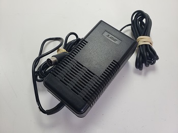 Atari 800XL: Fuente de Alimentacion - AT84237805